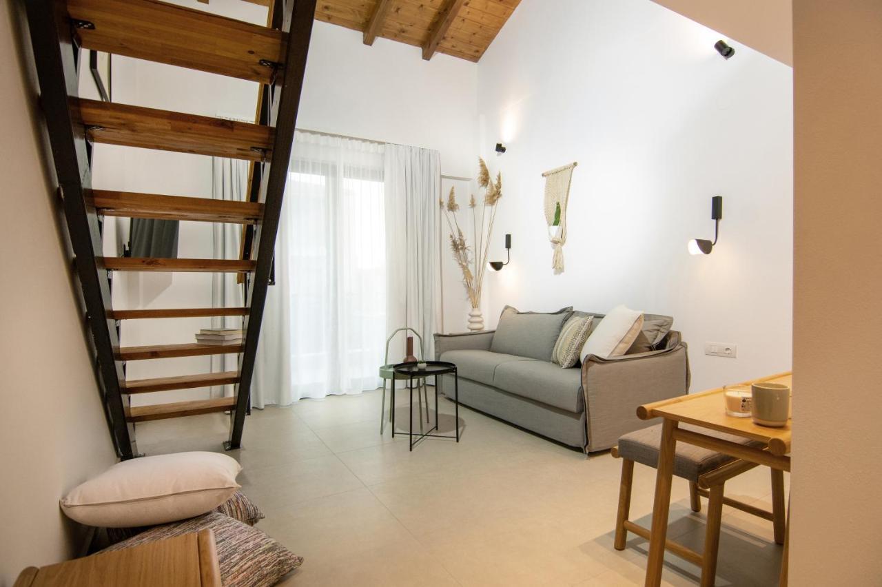 Iades Suites Afytos Zewnętrze zdjęcie